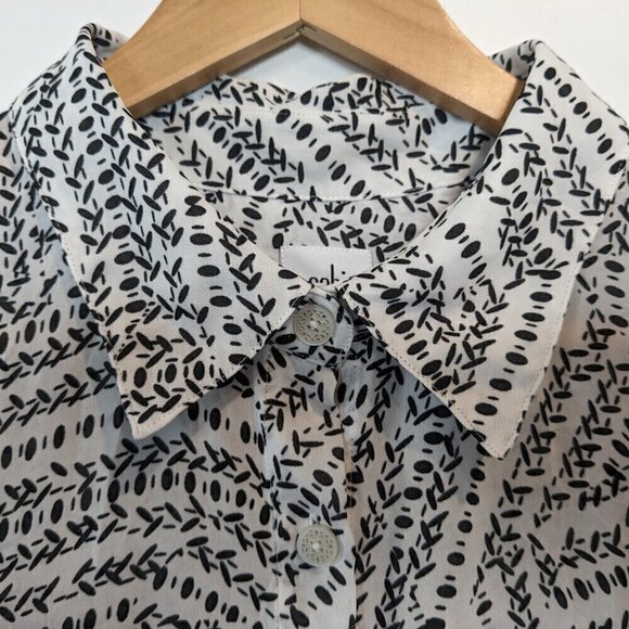 CAbi Button-up Blouse Womens M Black White Long Sleeve Split-Back Osaka Nights - Picture 9 of 16